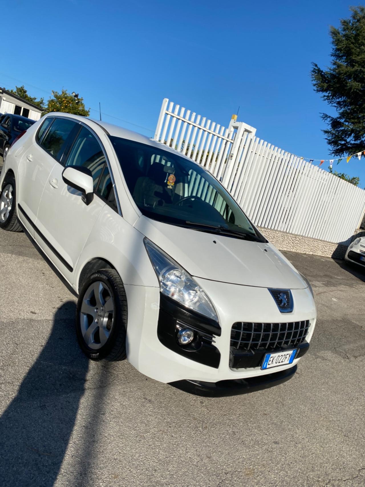 Peugeot 3008 1.6 HDi 112CV Premium