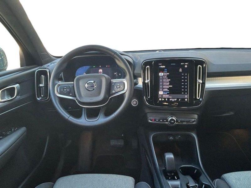 Volvo XC40 B3 163+14 CV Automatico LED Core