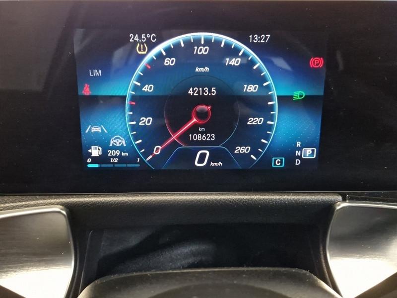 MERCEDES-BENZ GLB 200 d Automatic Business Extra