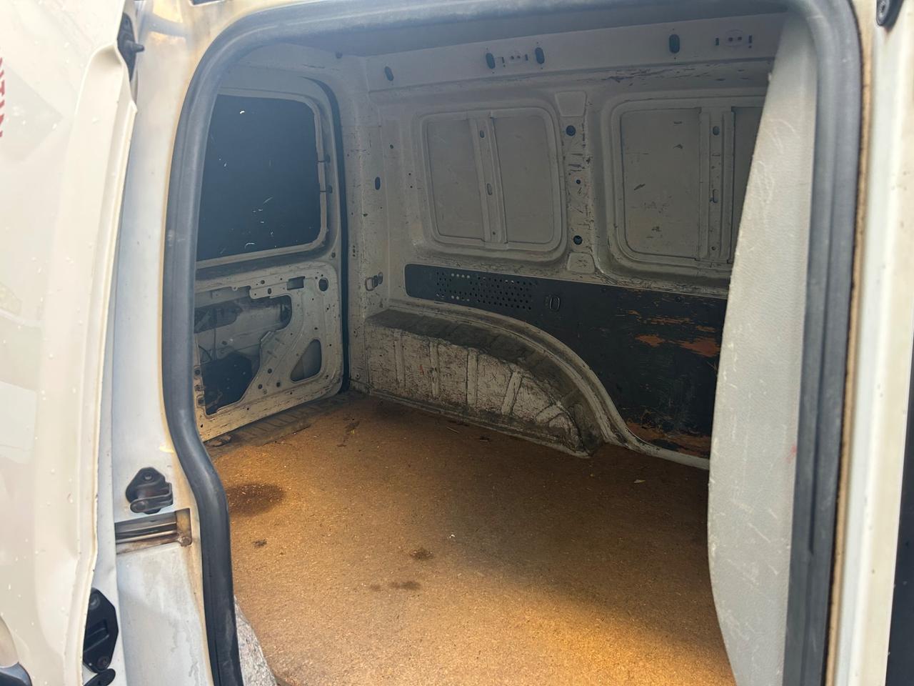 Volkswagen Caddy 1.9 TDI 105CV DSG 4p. Kombi