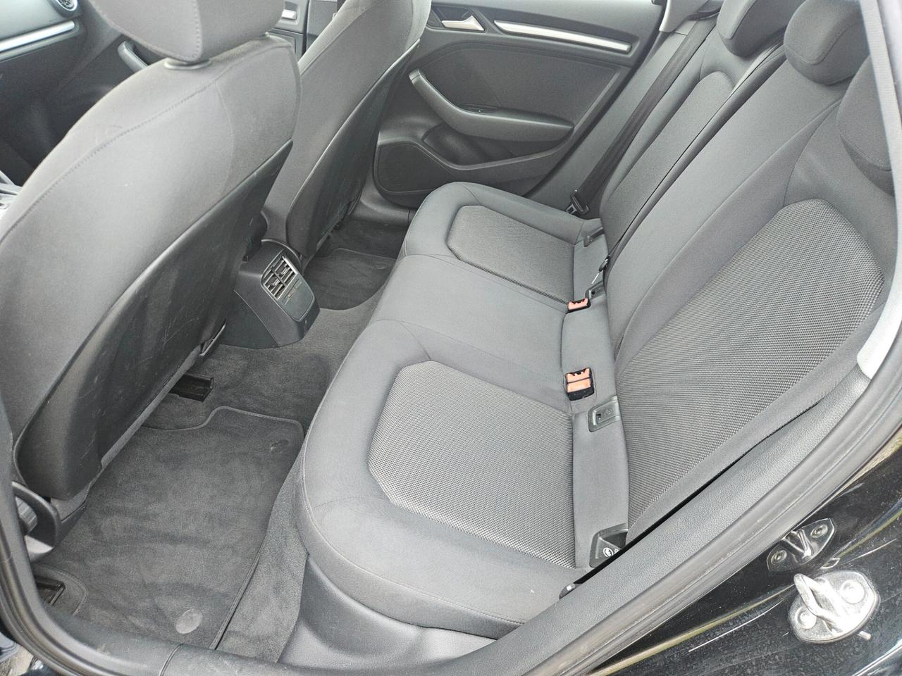 Audi A3 SPB 35 TDI S tronic Business