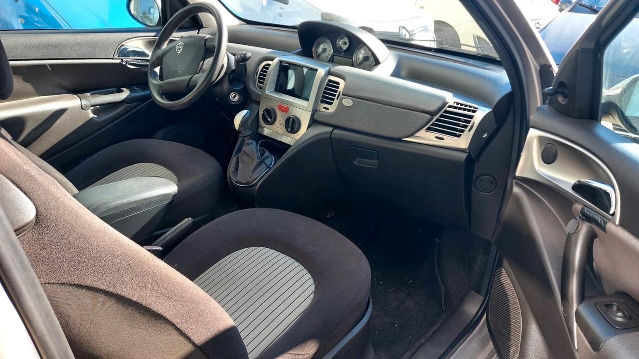 Lancia Ypsilon 1.2 GPL