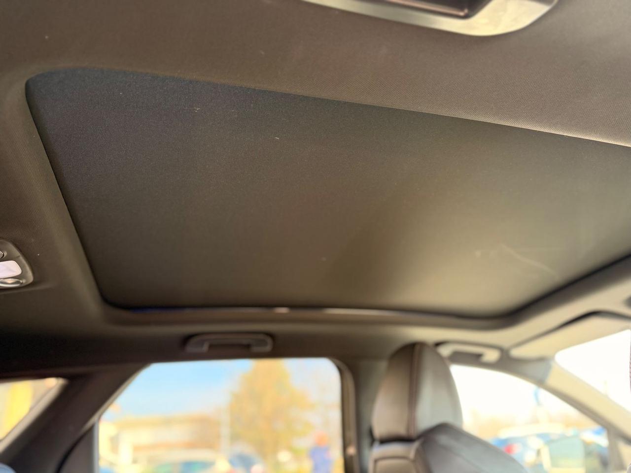 Peugeot 3008 GT 2.0 Blue HDI 180 GT B-COLOR #8587