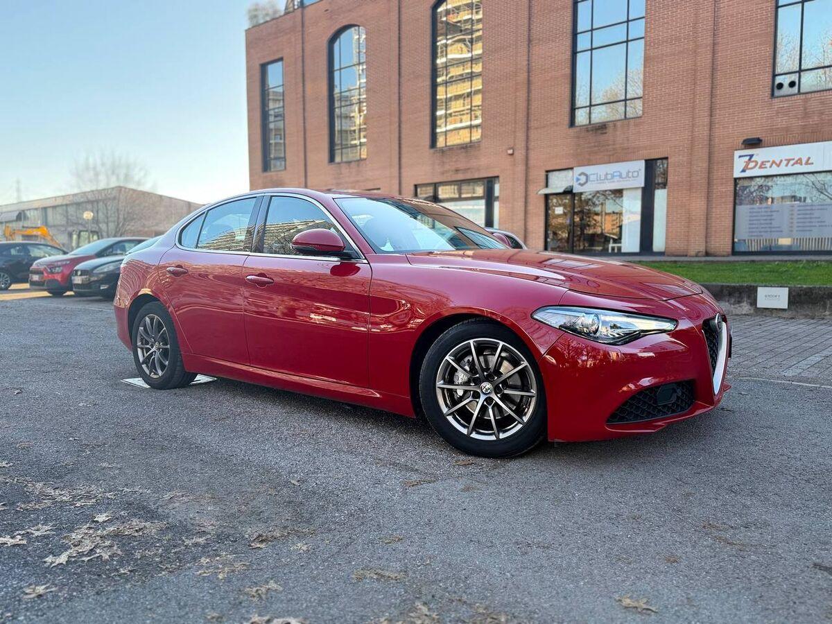 Alfa Romeo Giulia 2.2 t Giulia 150cv