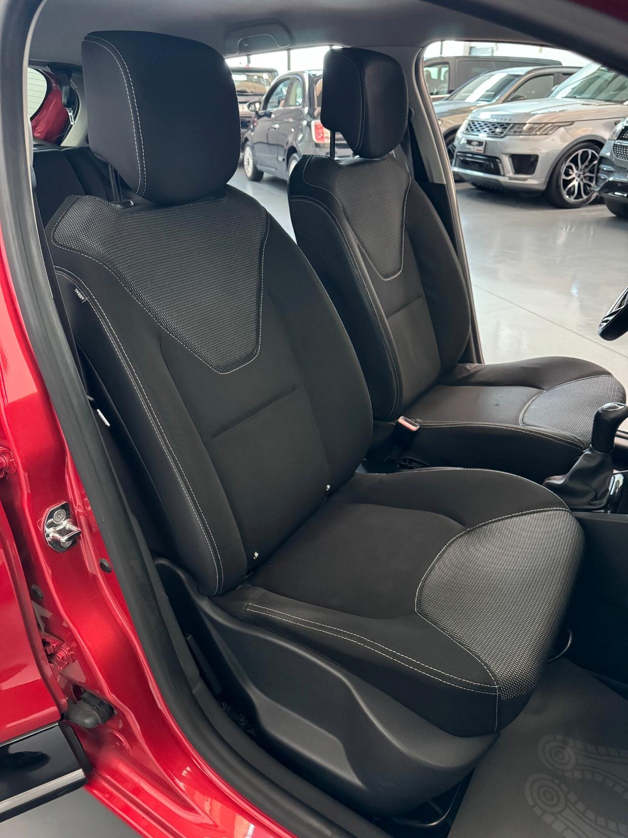 Renault Clio 5p 1.2cc 75cv Clima+Bluetooth OK Neopatentati