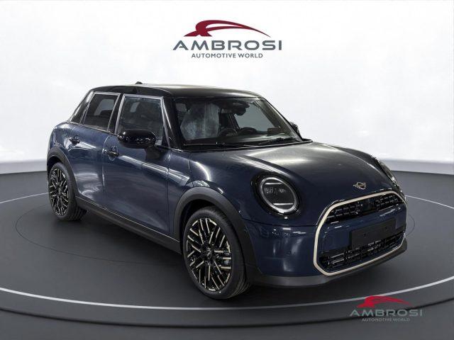 MINI Cooper 5 porte C Favoured M