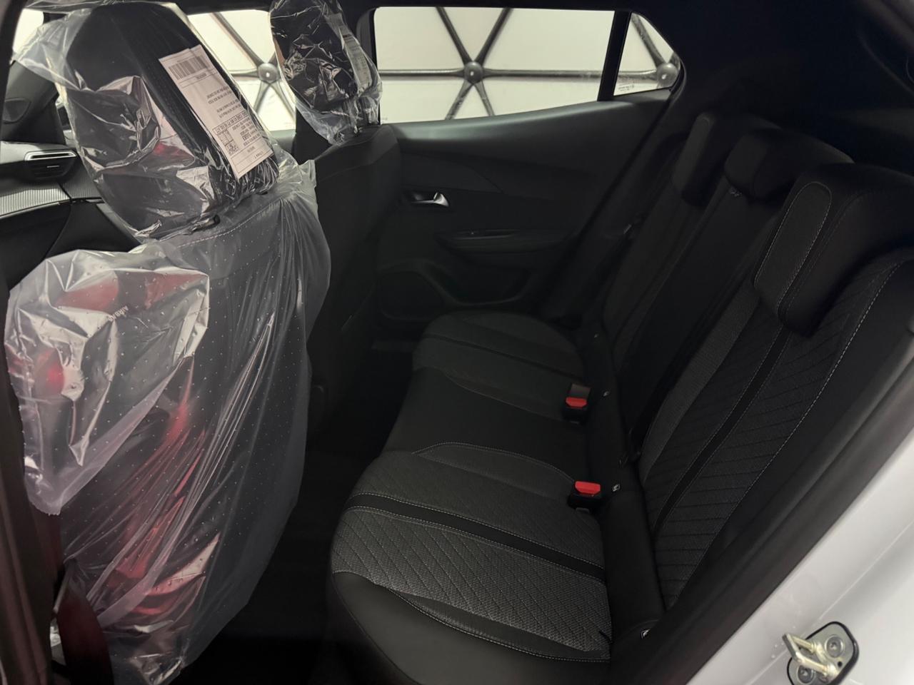 Peugeot 2008 Hybrid 110 e-DCS6 Allure