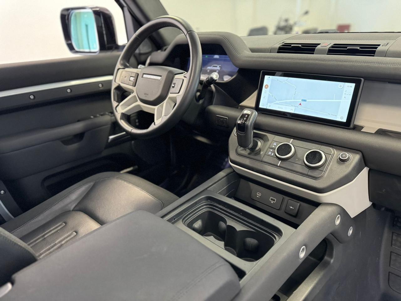 Land Rover Defender 110 2.0 SD4 AWD Auto HSE