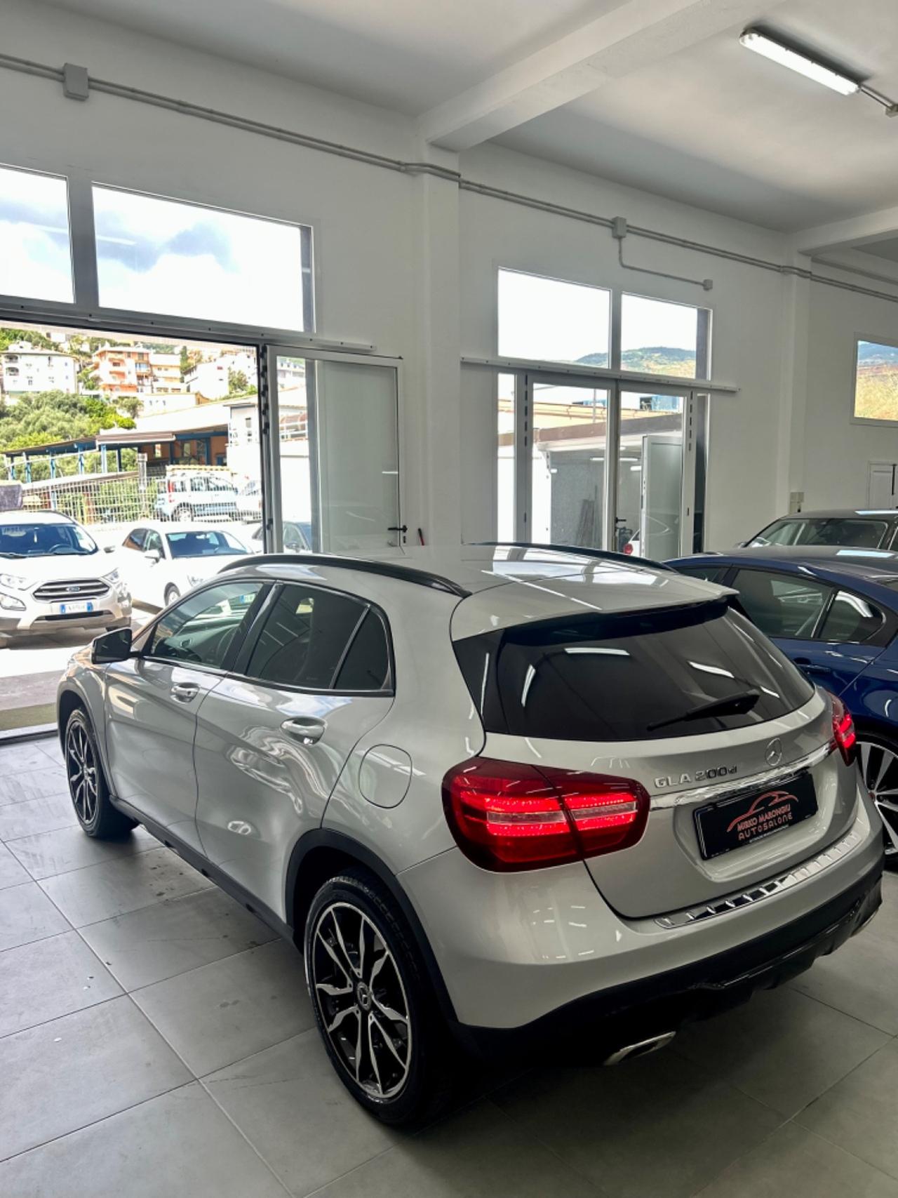 Mercedes GLA 200 d Automatic Premium FINANZIABILE