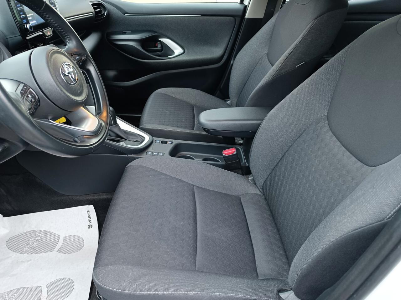 Toyota Yaris 1.5 Hybrid 5 porte Trend