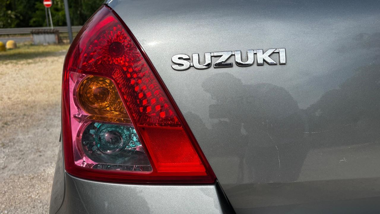 Suzuki Swift 1.3 3p. GL Safety Pack