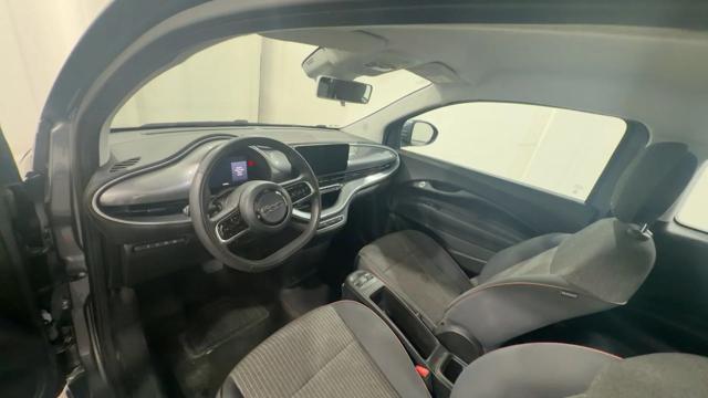 FIAT 500e Berlina 42 kWh Icon