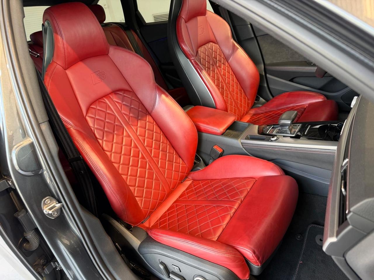 Audi A4 Avant 45 TDI quattro tiptronic S line edition