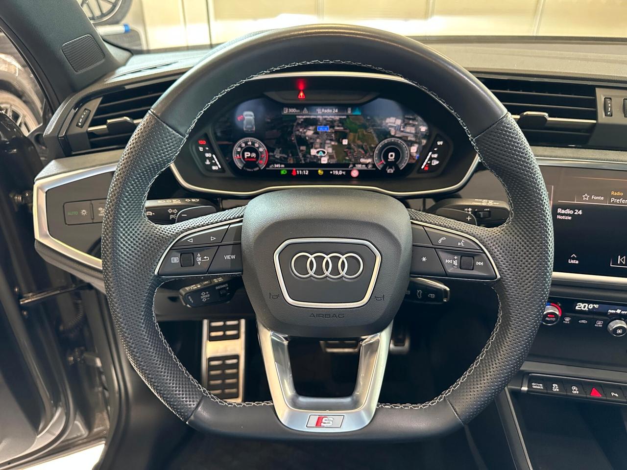 Audi Q3 40 TFSI quattro S tronic S line