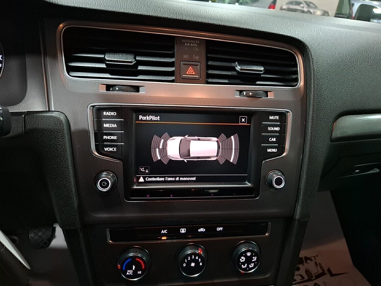 Volkswagen Golf 1.6 TDI 90 CV Neopatentato