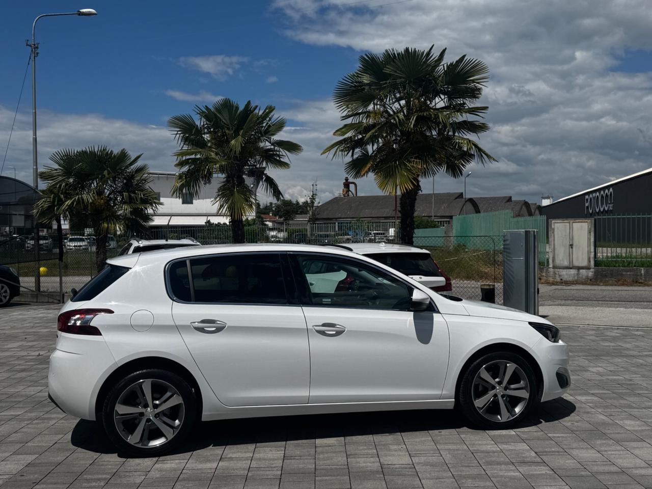 Peugeot 308 1.6 hdi