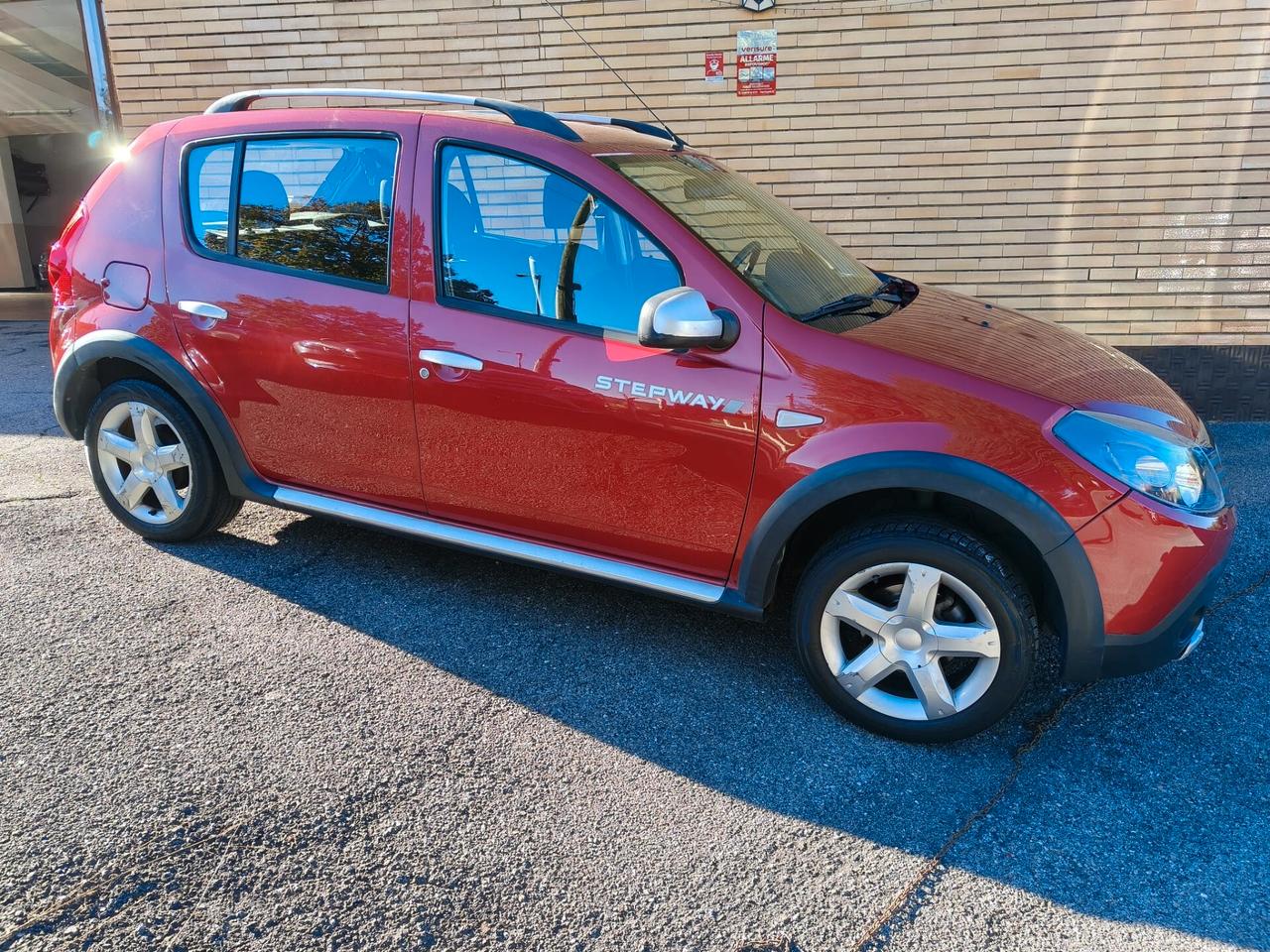 Dacia Sandero Stepway 1.6 8V 85CV