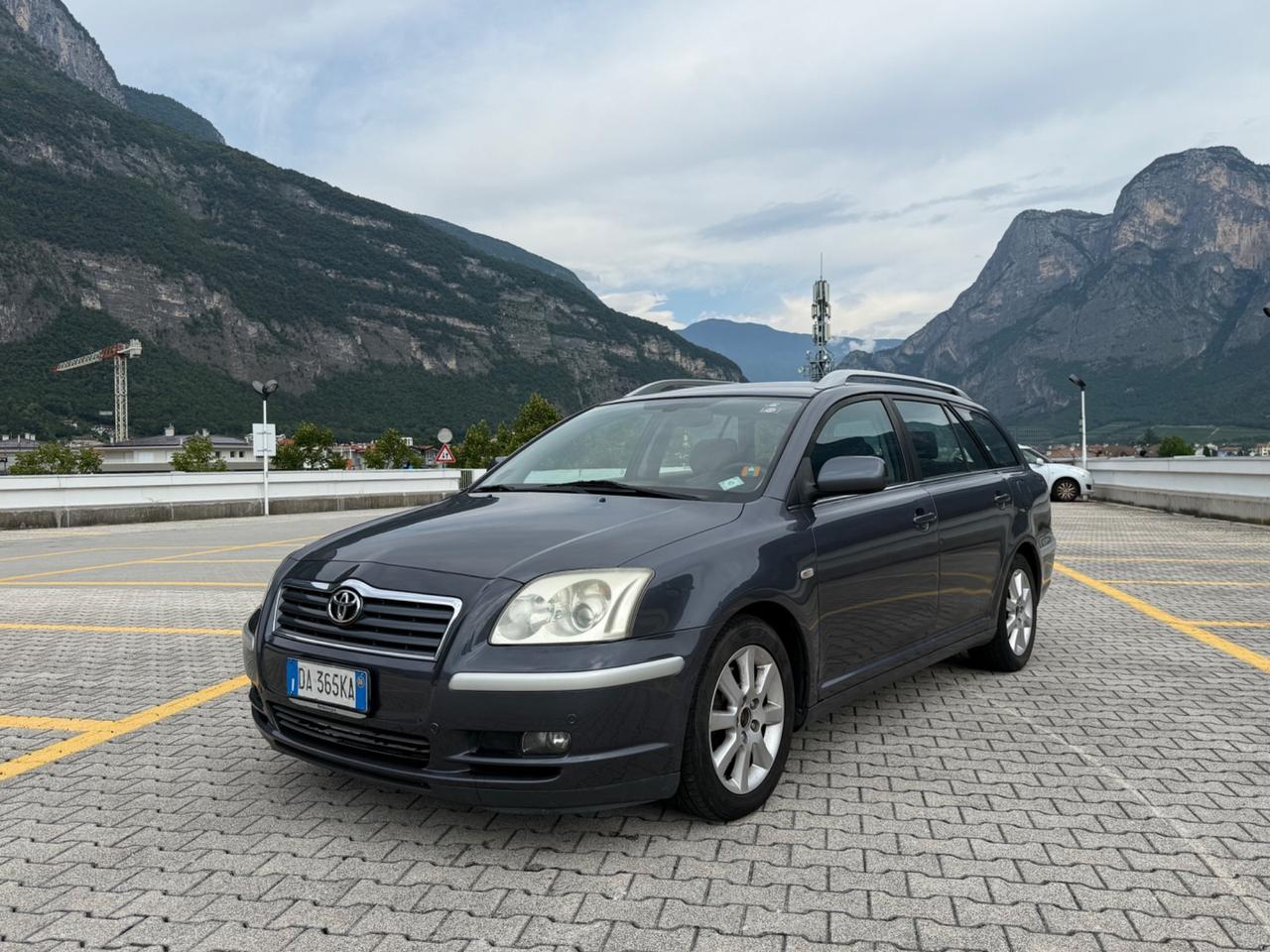 Toyota Avensis 2.2 D-Cat 16V Station Wagon
