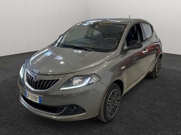Lancia Ypsilon 1.0 firefly hybrid 69cv Gold Plus