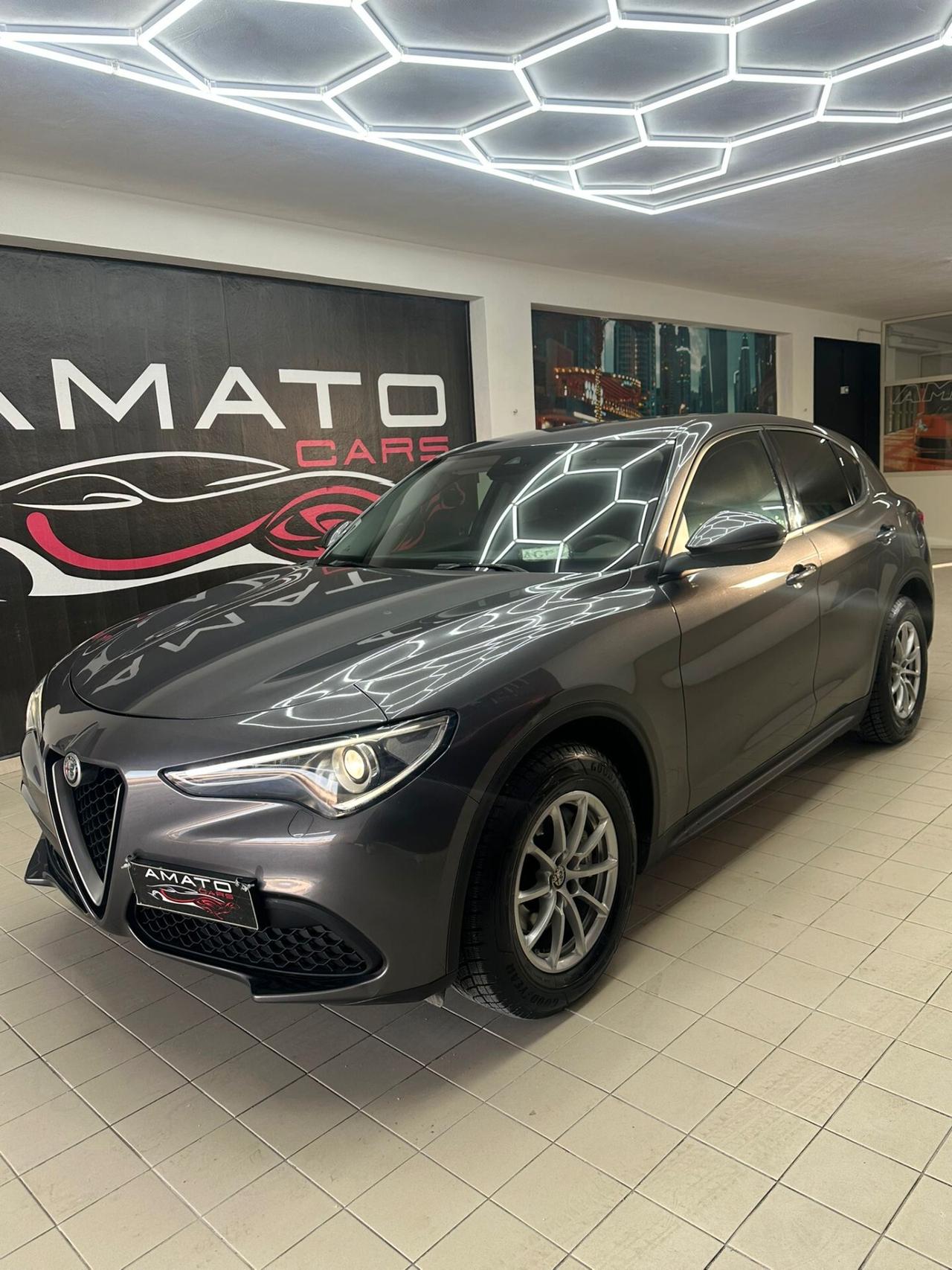 Alfa Romeo Stelvio 2.2 Turbodiesel 160 CV AT8 RWD Business