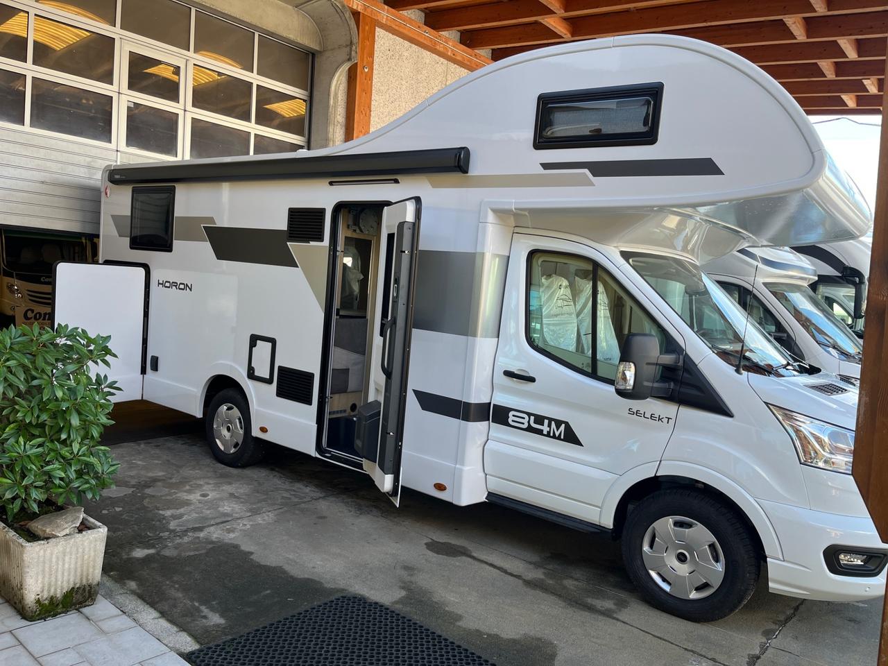 Ci International Horon 84 M