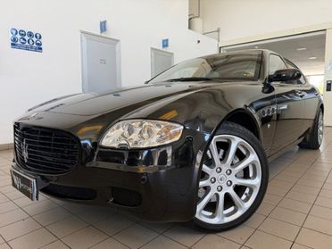 MASERATI Quattroporte 4.2 V8 //SERVICE BOOK//FULL