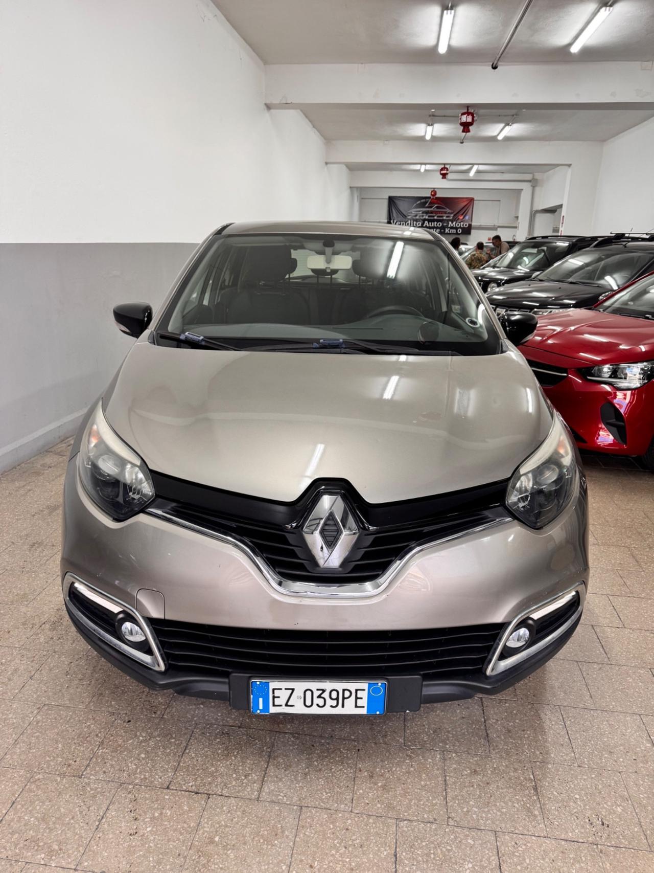 Renault Captur 1.5 DCi 90 Cv S&S 90.000 Km - 2015
