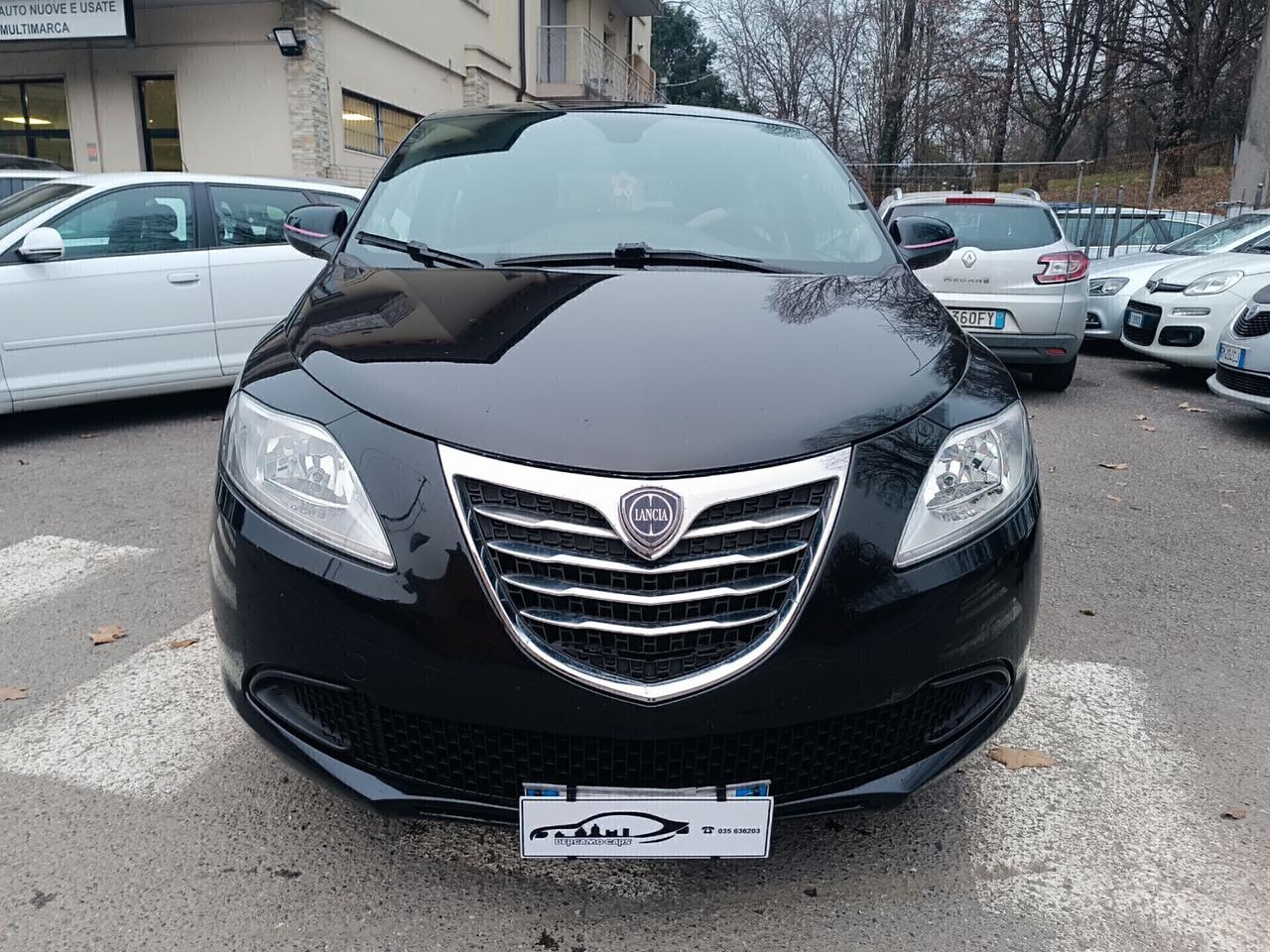 Lancia Ypsilon 1.3 MJT 95 Platinum TETTO APRIBILE