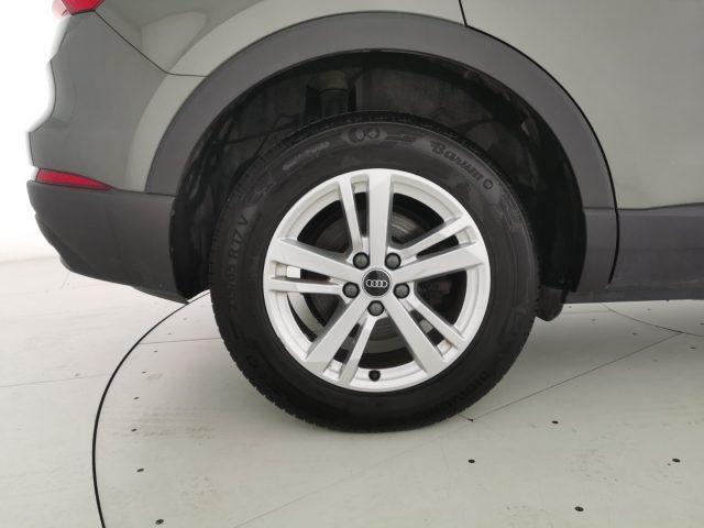 AUDI Q3 35 TDI S tronic Business