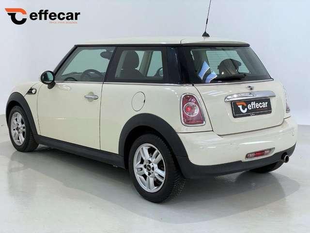 MINI One 1.6 16V One (72kW)