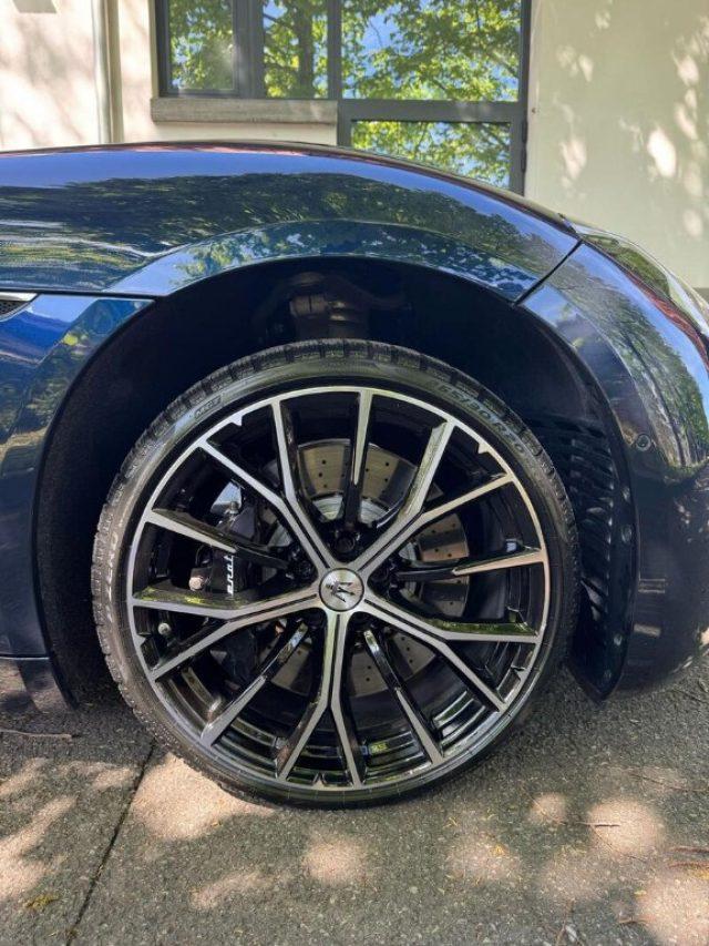 MASERATI GranTurismo V6 490 CV AWD Modena PERMUTE IVA ESPOSTA