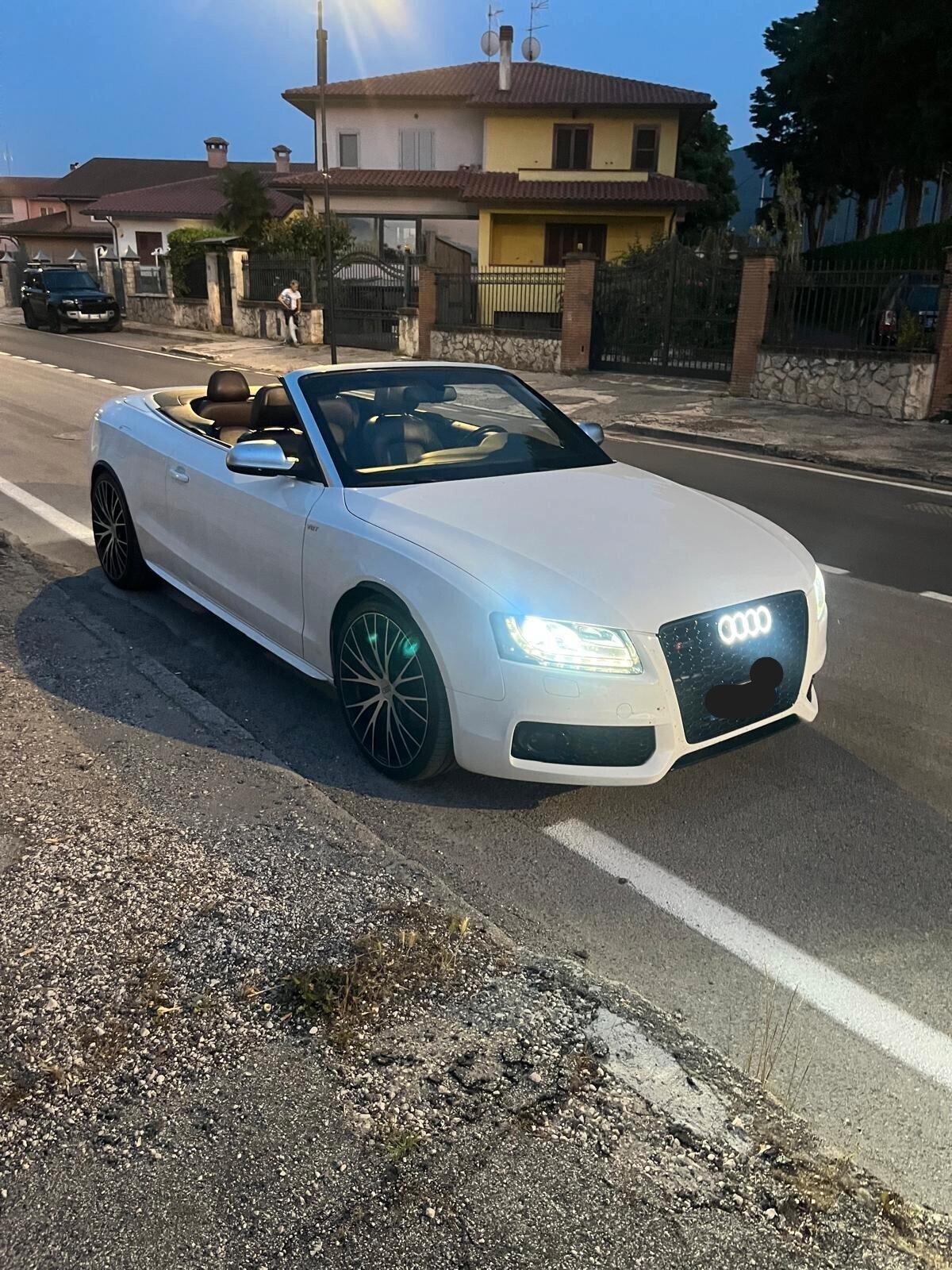 Audi A5 Cabrio 2.0 TDI F.AP. Ambiente