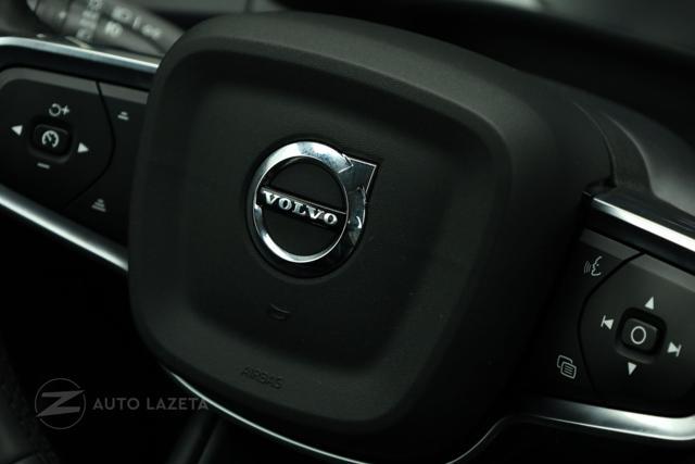 VOLVO XC40 T5 Recharge Plug-in Hybrid Inscription Auto