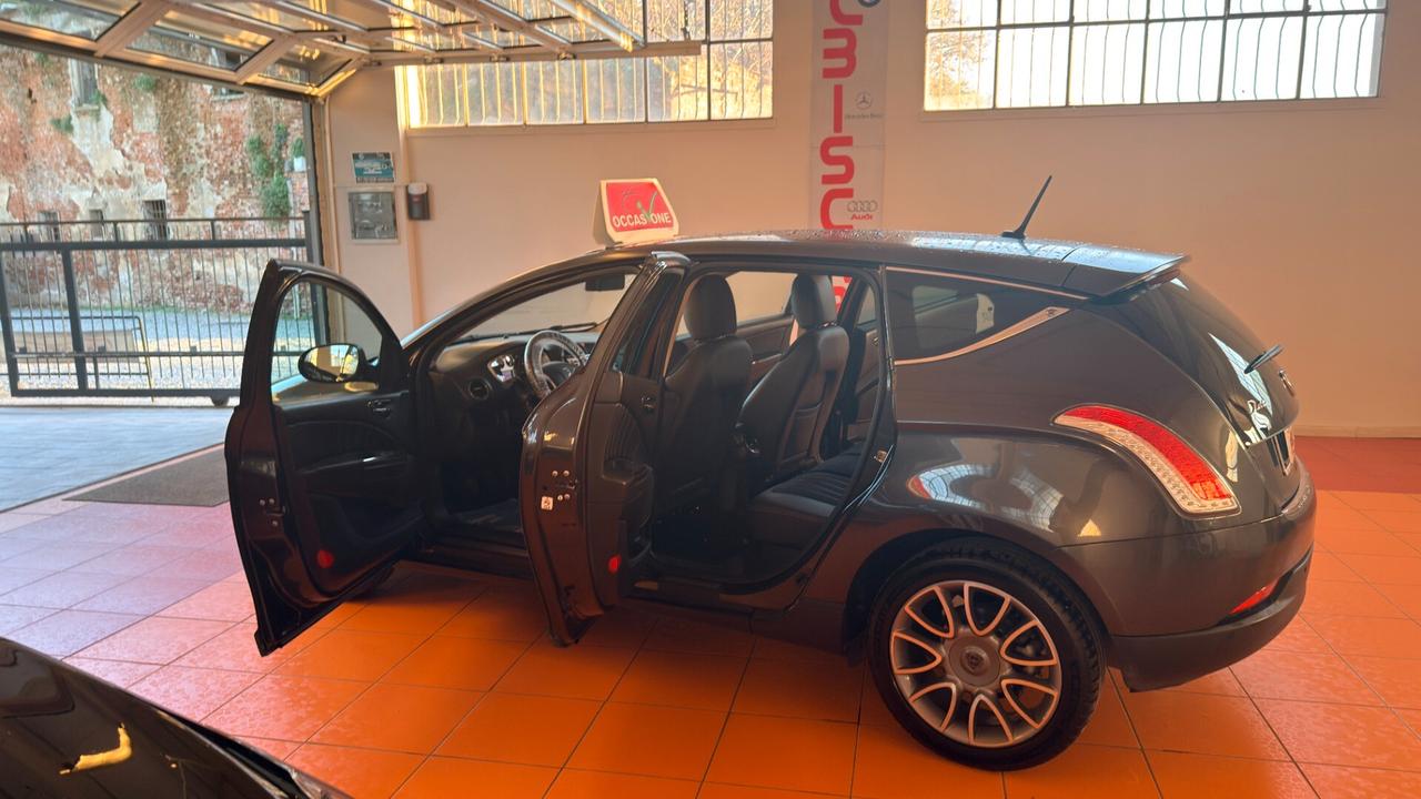 Lancia Delta 2.0 MJT DPF Gold