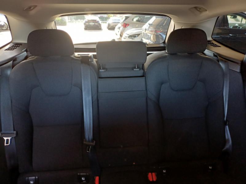 VOLVO XC60 B4 D AWD automatico Momentum Pro MY22