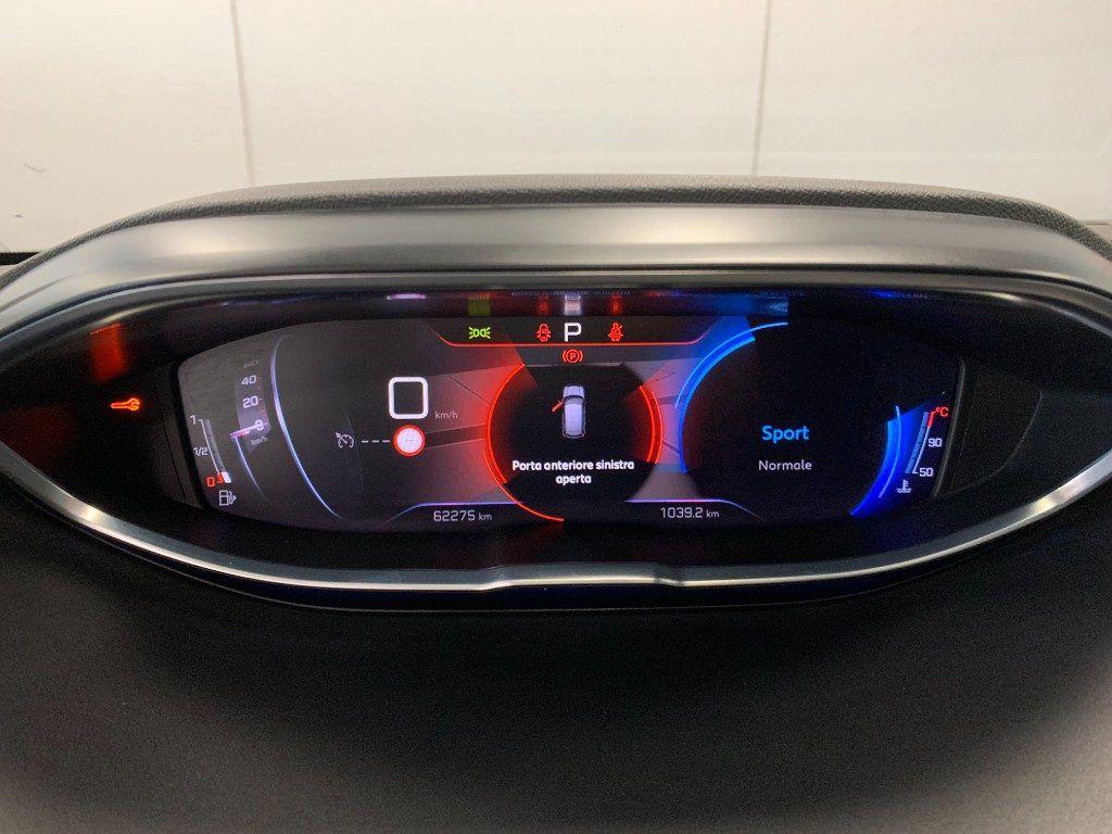 Peugeot 3008 EAT8 Allure Pack Automatico 1.5 BlueHDi