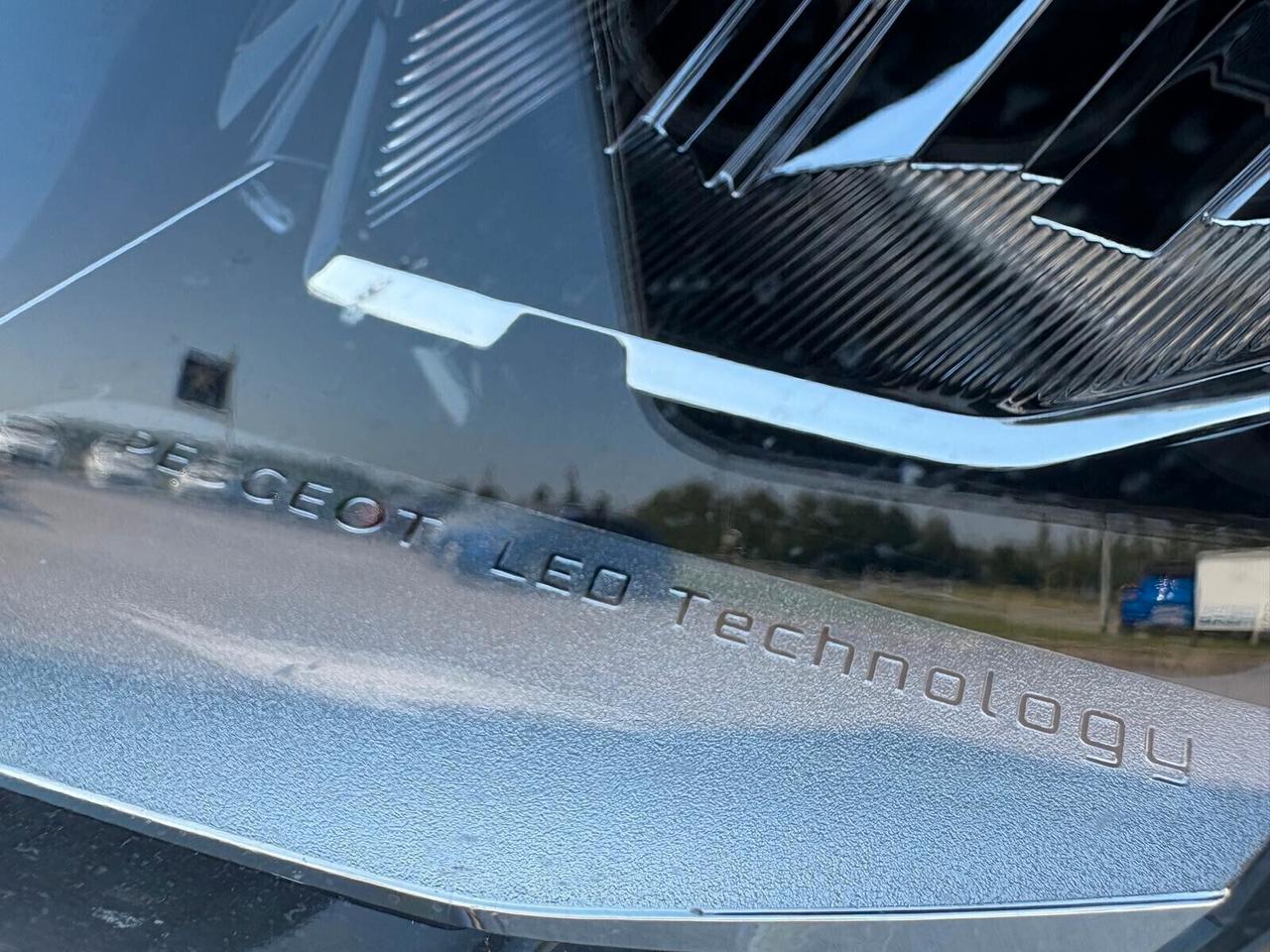 Peugeot 3008 ALLURE PACK BlueHDi 130 6mt SPOTICAR