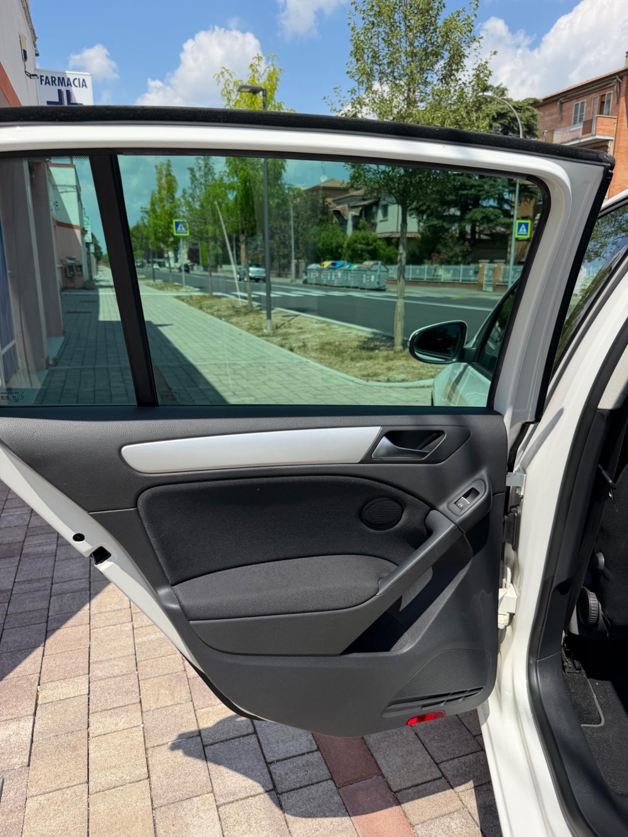 Volkswagen Golf 1.6 TDI DPF 5p. Trendline