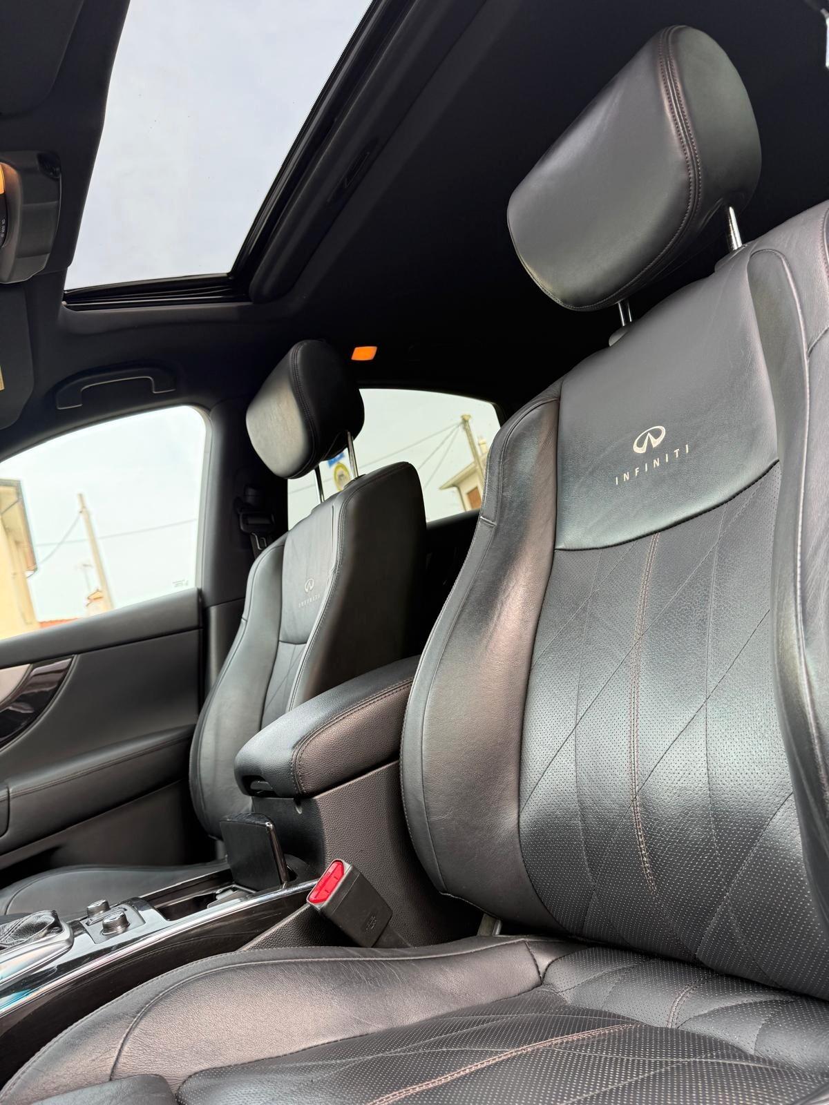 Infiniti FX Q70 30d S Premium