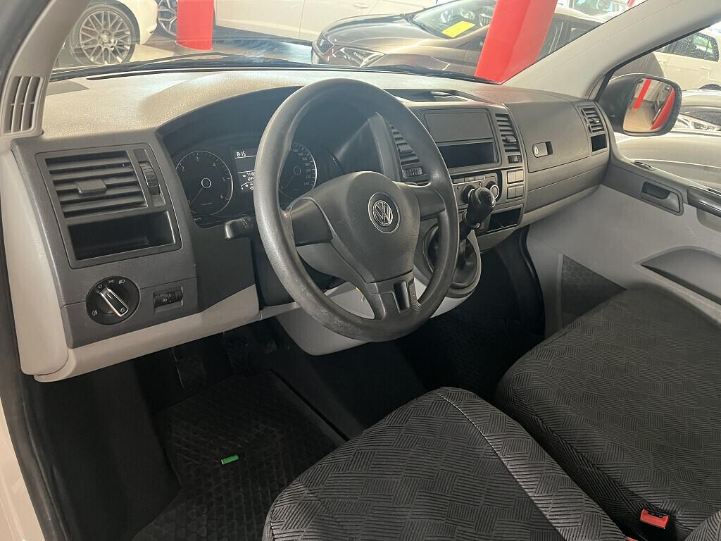 Volkswagen Transporter T5 2.0 TDI corto