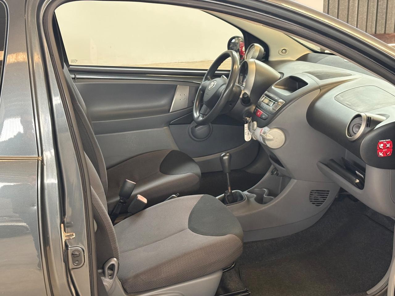 Toyota Aygo 1.0 12V VVT-i 3 porte Sol