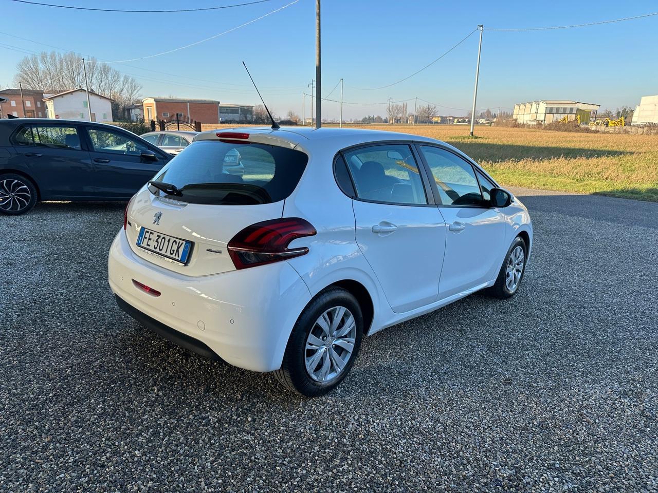 Peugeot 208 PureTech 82 5 porte Allure