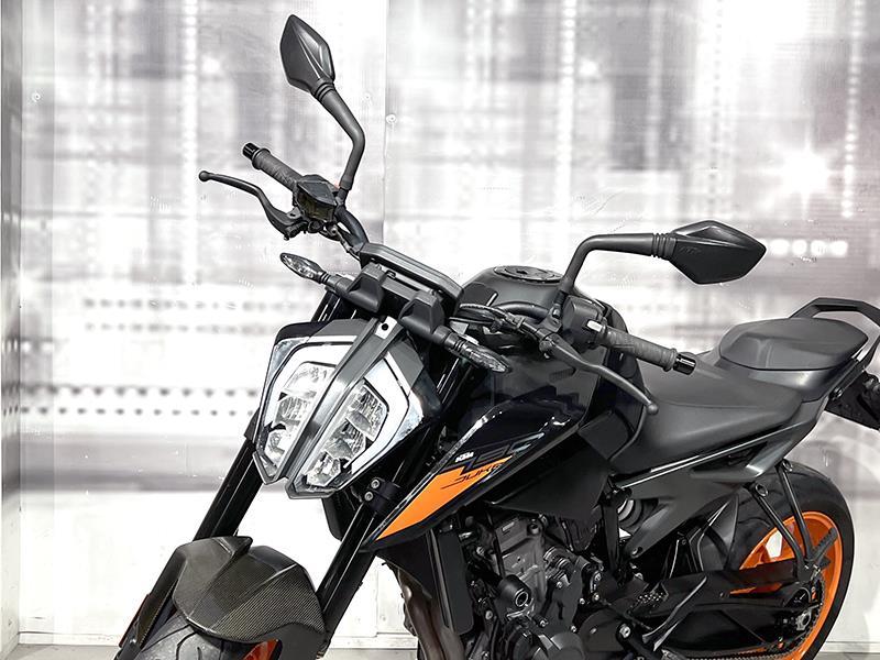 KTM Duke 790