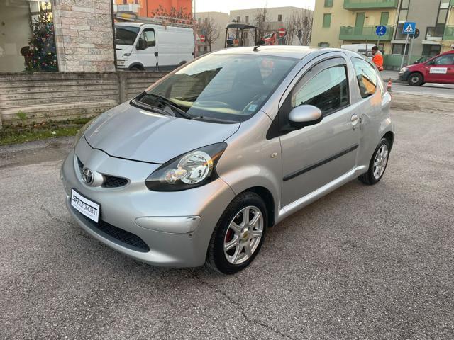 TOYOTA Aygo 1.0 12V VVT-i 3 porte Sol