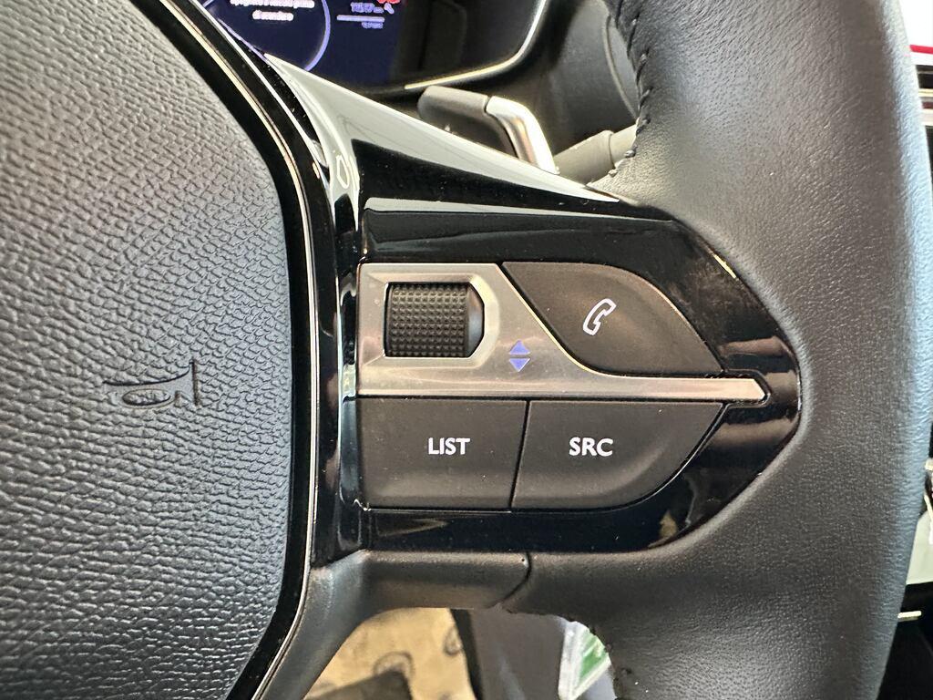 Peugeot 208 1.2 Hybrid 48V Allure e-DCS 6