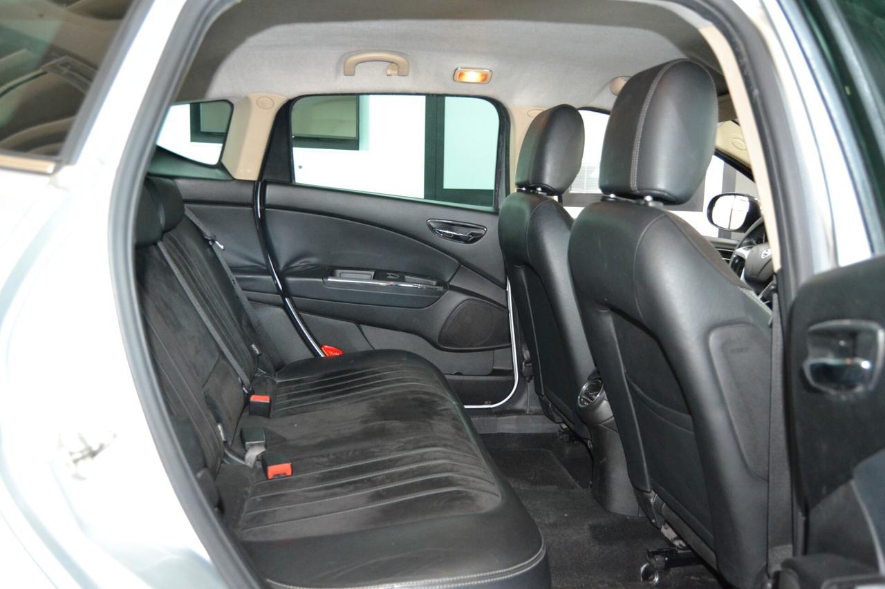 Lancia Delta 1.6 MJT GOLD UniPro/Navi/Cruise/KMDOC