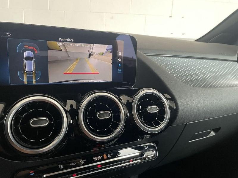 Mercedes-Benz GLA GLA 180 Automatic Progressive Advanced