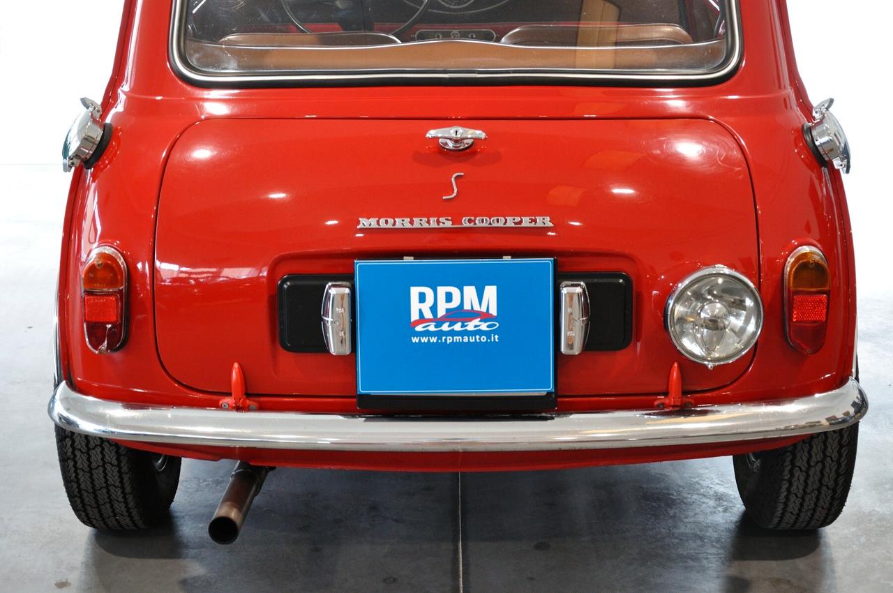 Innocenti Mini replica Morris Cooper S 1275