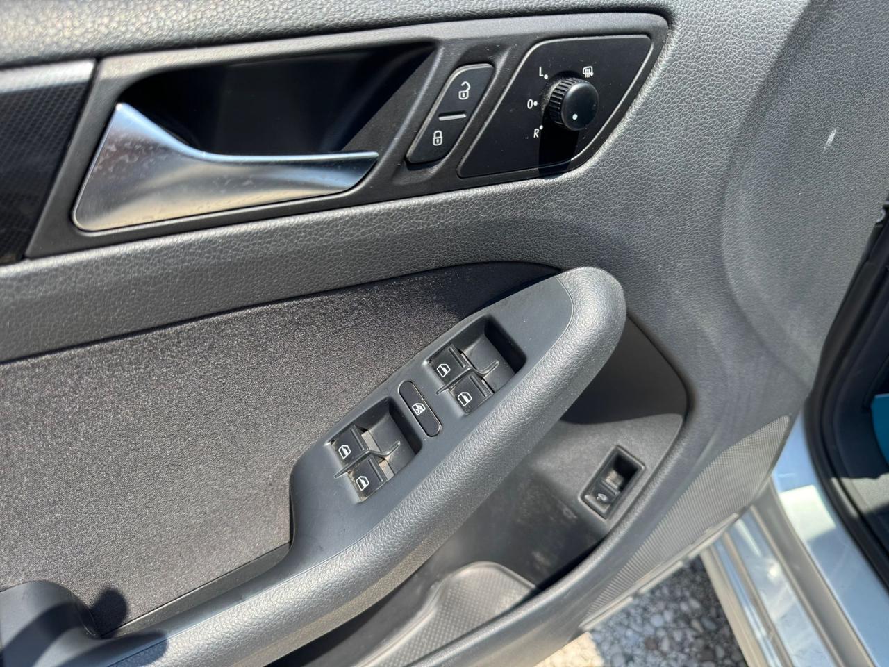 Volkswagen Jetta 1.6 TDI BlueMotion Technology