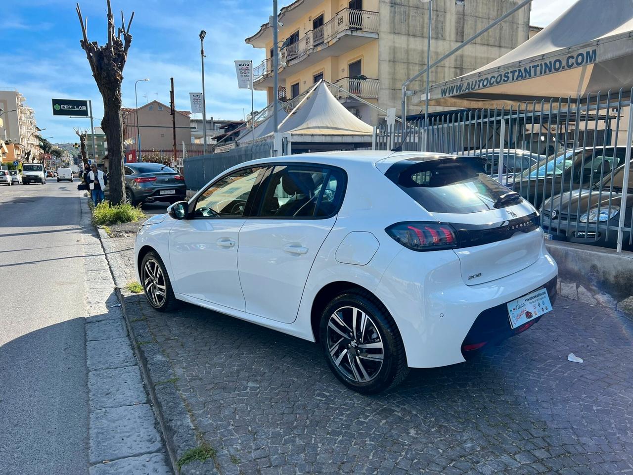 Peugeot 208 BlueHDi 100 Stop&Start 5 porte Allure Navi Pack